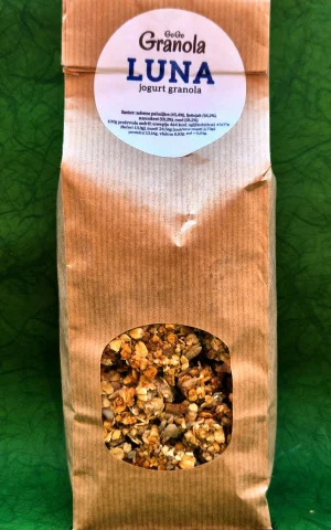 Luna, jogurt granola napravljena od integralnih zobenih pahuljica, lješnjaka, suncokreta i meda.