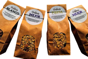 Dodani šećeri u granolama unatoč izjavi „bez dodanih šećera“.