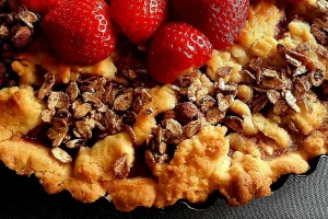 Čokoladna granola može se iskoristiti u izradi najfinijih kolača i slastica.