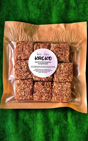 Domaći integralni keks od 150g u svojoj ambalaži ima 9 kockica.