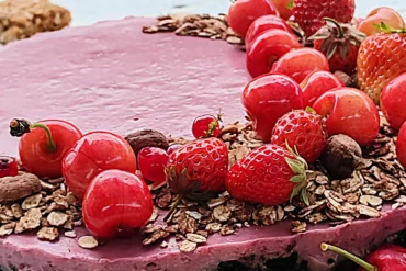 Jogurt granola s aronijom – i slatko, i kiselo, i trpko.